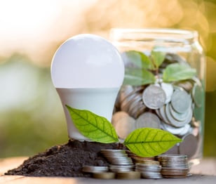 Fotolia_189914133_geld-sparen-led-L-1